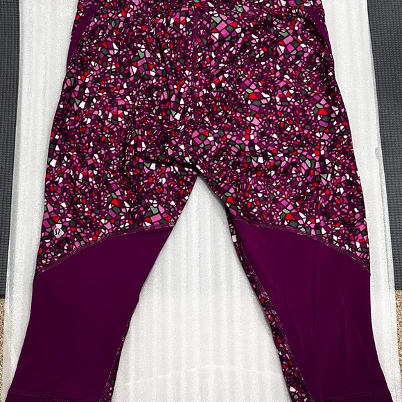 Lululemon Crop Leggings Pink Purple - Picture 2 of 9